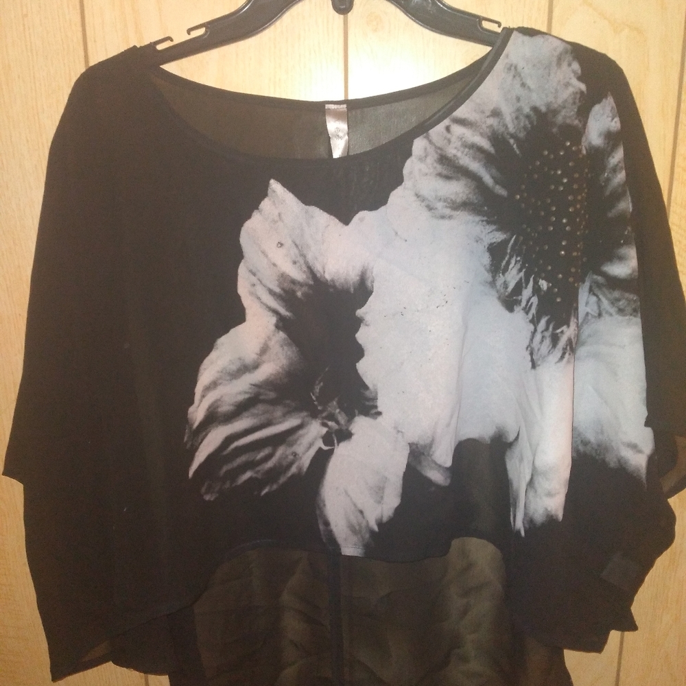 Verdict floral top
